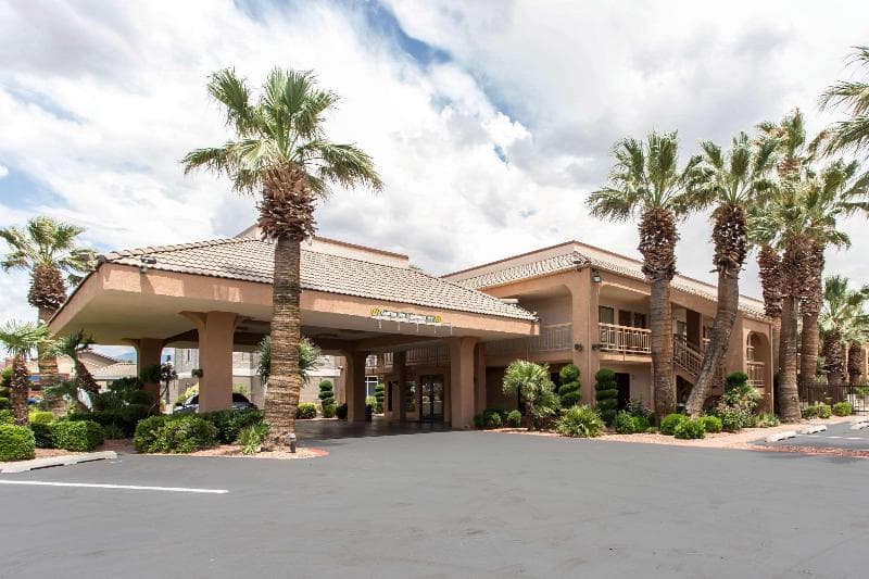 Quality Inn South Bluff 4