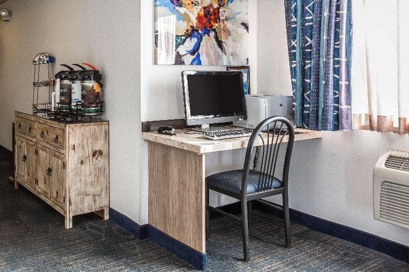 Quality Inn Cheyenne photo 1