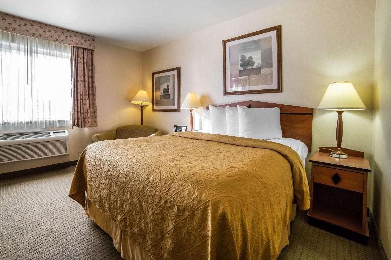 Quality Inn Cheyenne 5