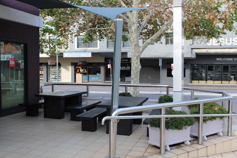 ibis Newcastle 3