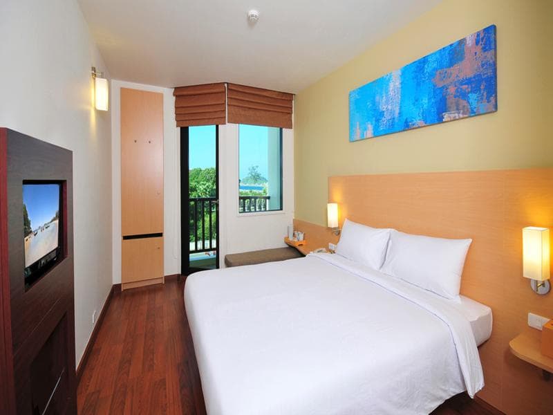 ibis Phuket Kata Hotel photo 1