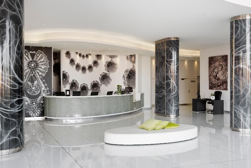 Melia Braga Hotel and Spa 5