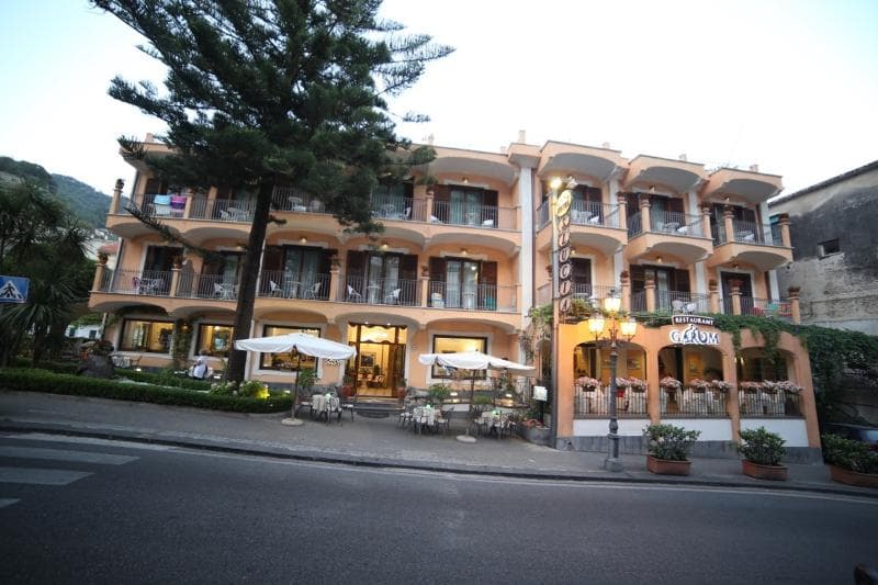 Hotel Santa Lucia 1