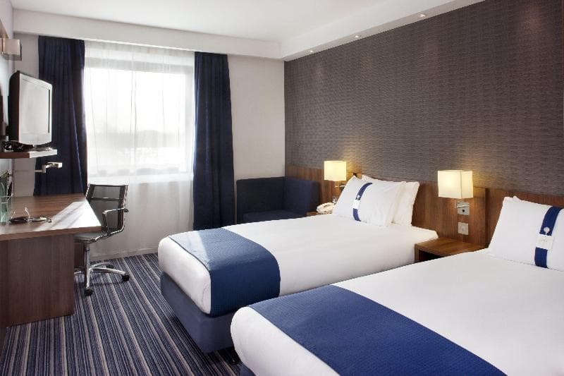 Holiday Inn Express Tamworth photo 1