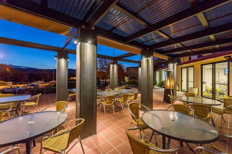 Alpha Hotel Canberra 2