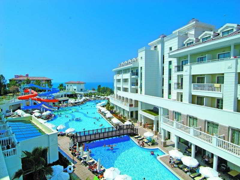 Alba Queen Hotel 3