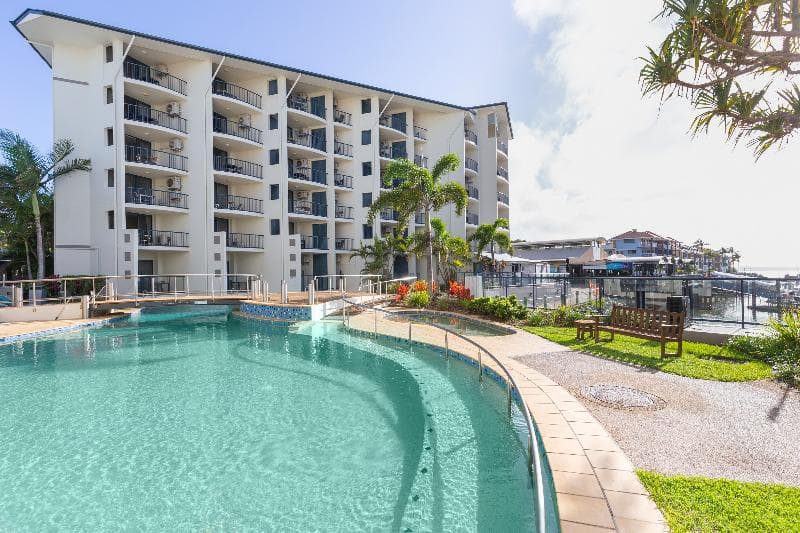 Mantra Hervey Bay 3