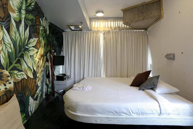 Mo Rooms 3