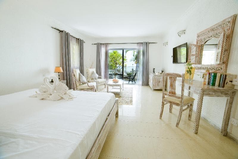 Hibiscus Boutique Hotel 3