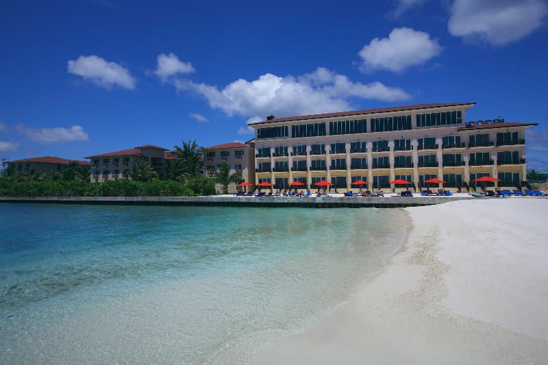 Hulhule Island Hotel 3