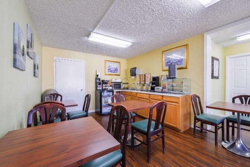 Americas Best Value Inn Nashville South main