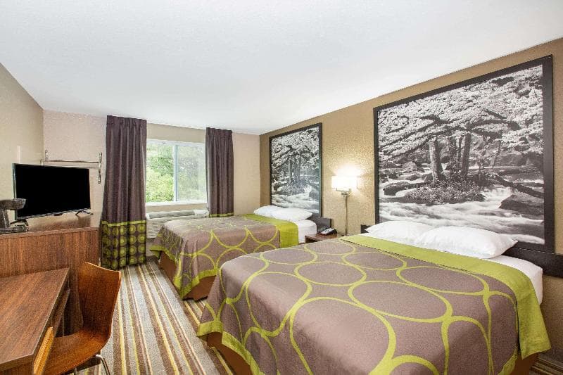 Super 8 by Wyndham Chattanooga Lookout Mountain photo 1