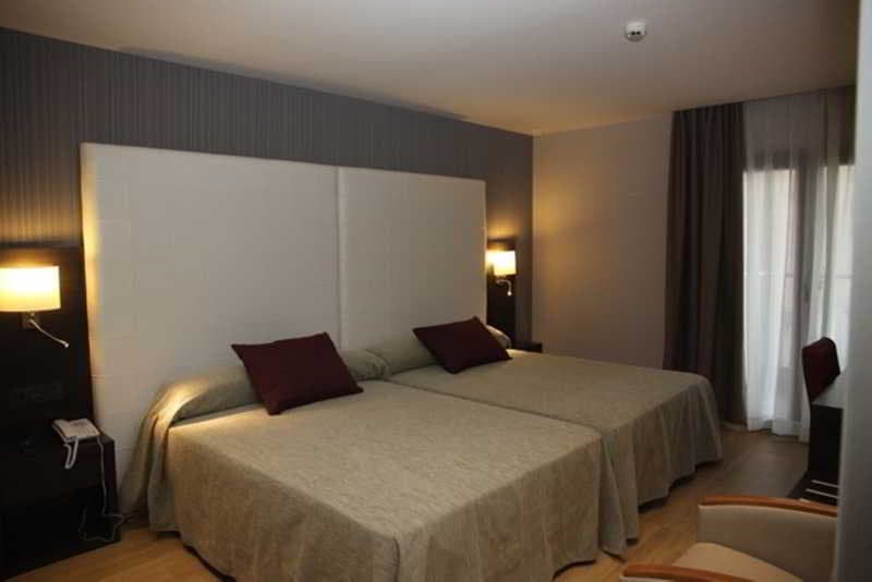 Petit Palau - Adults Only 5