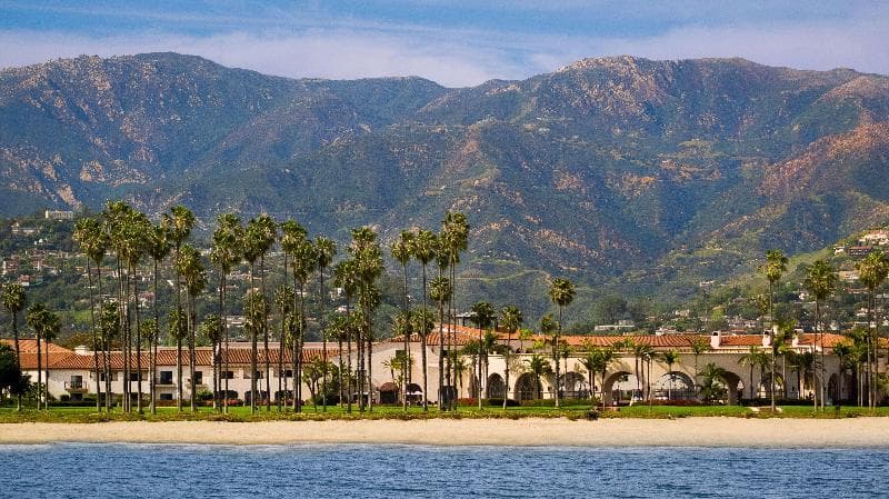 Hilton Santa Barbara Beachfront Resort 3