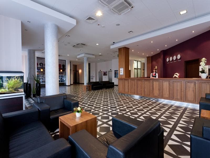 Hotel Swing 5