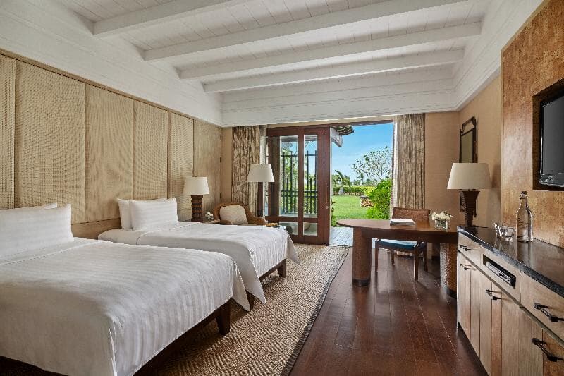 Shangri-La's Boracay Resort & Spa 4
