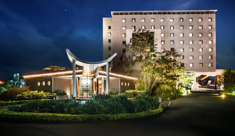 Hennessy Park Hotel 3