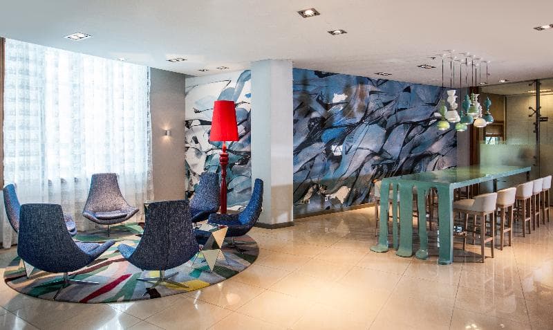 Hennessy Park Hotel 5
