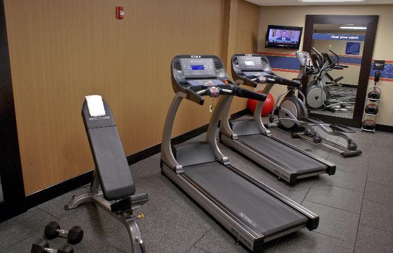 Hampton Inn & Suites Charlotte-Airport 2
