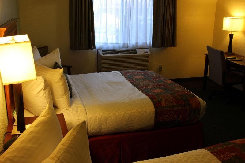 Best Western Plus Sonora Oaks Hotel & Conference Center photo 1