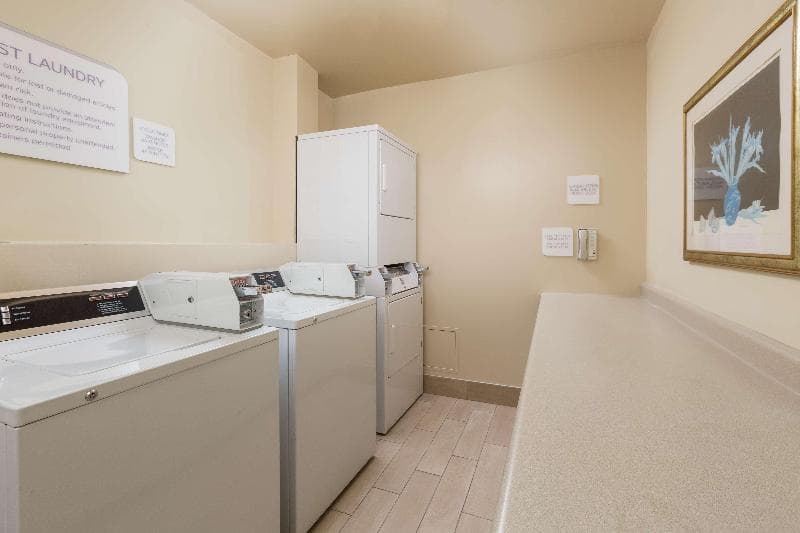 Hilton Garden Inn Oakland/San Leandro photo 1