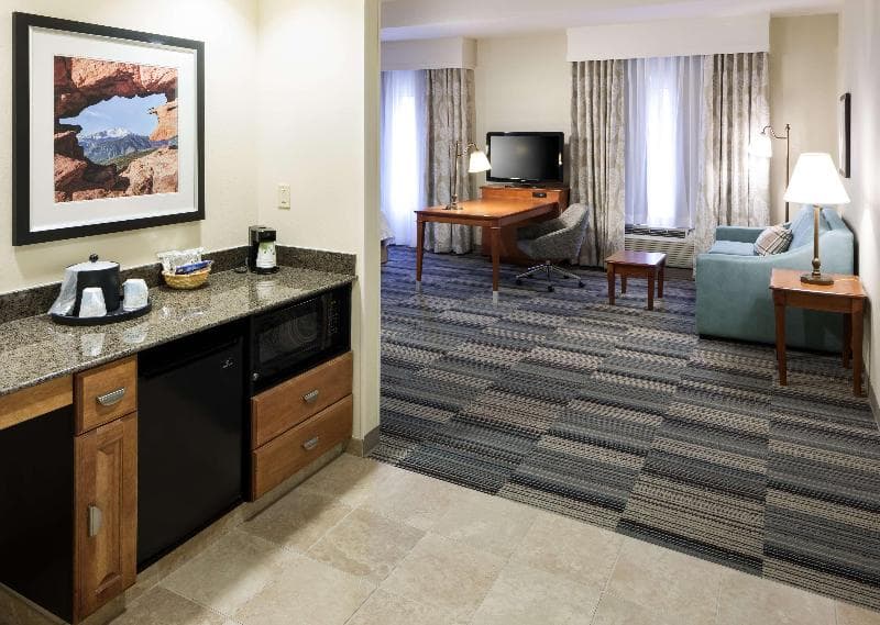 Hampton Inn & Suites Colorado Springs/I-25 South 3