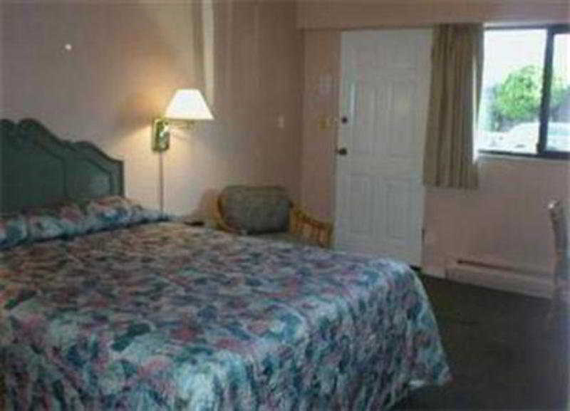 Westward Inn & Suites 5