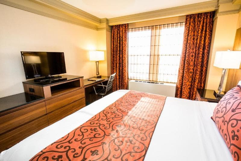 The Belvedere Hotel 3