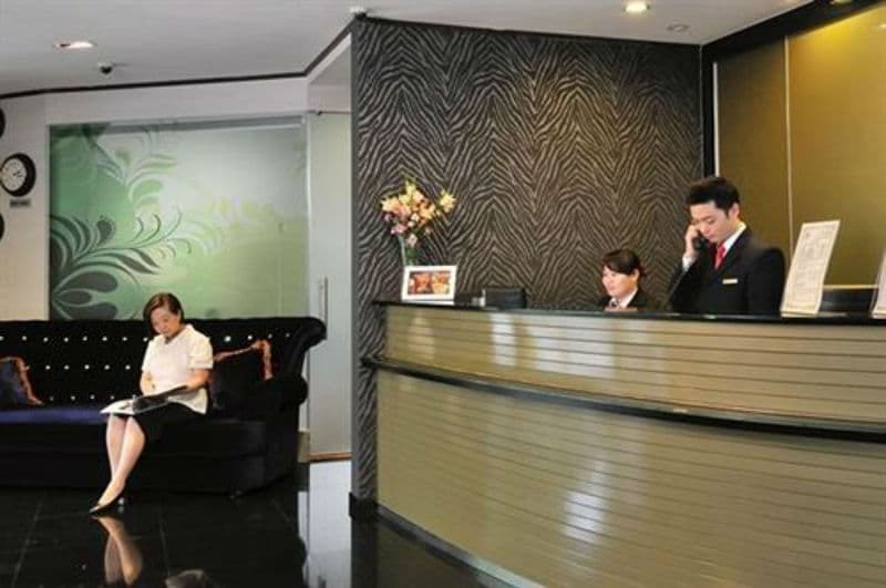 Rest Bugis Hotel 5