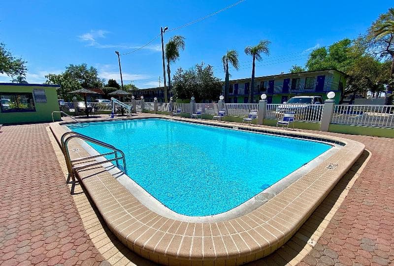 Americas Best Value Inn Clearwater 5