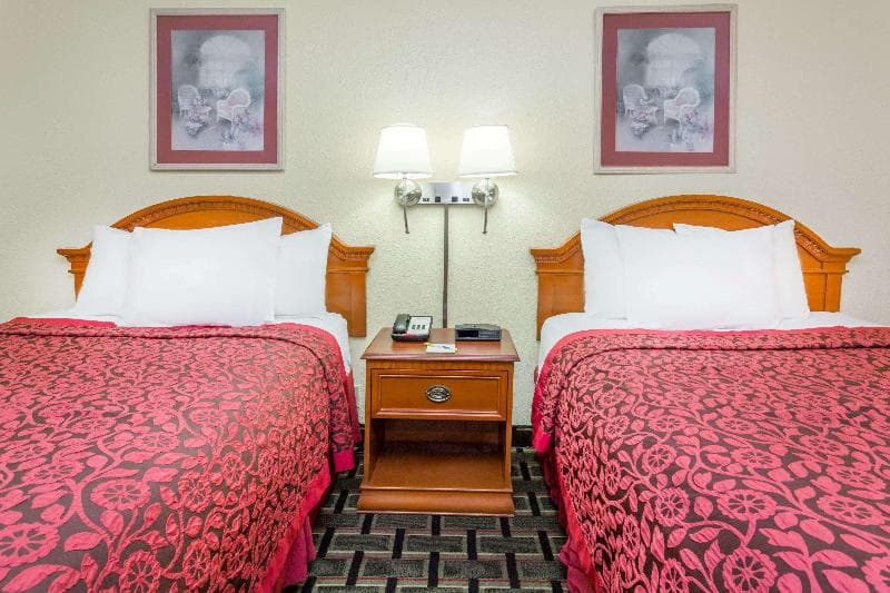 Red Roof Inn Savannah - Southside/Midtown 4