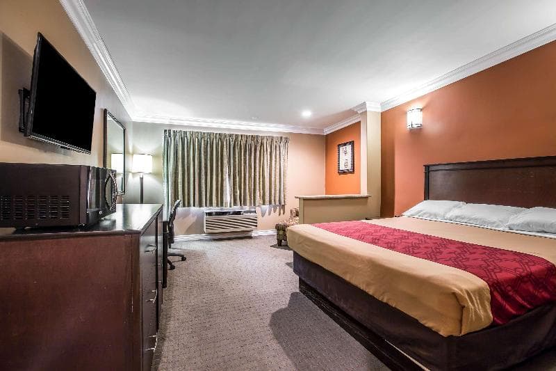 Baymont by Wyndham Ontario 3