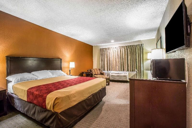 Baymont by Wyndham Ontario 4