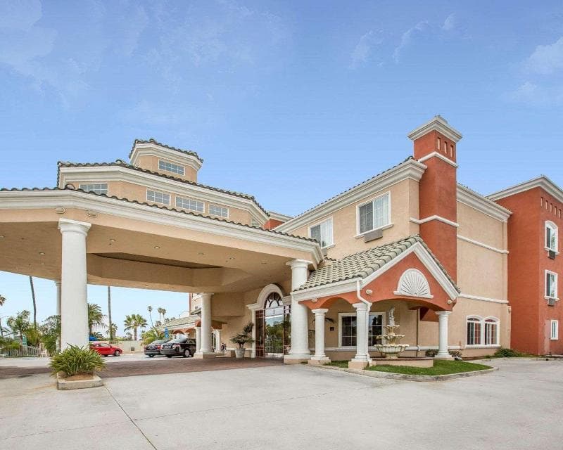 Comfort Suites Oceanside Camp Pendleton Area 2