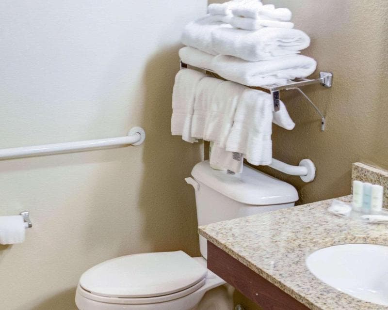 Comfort Suites 5
