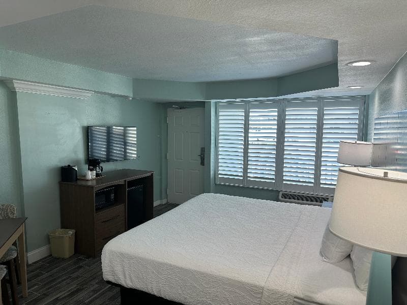 Boardwalk Inn & Suites 5