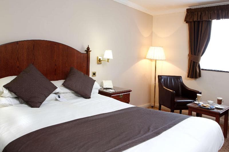 The Oaks Hotel 2