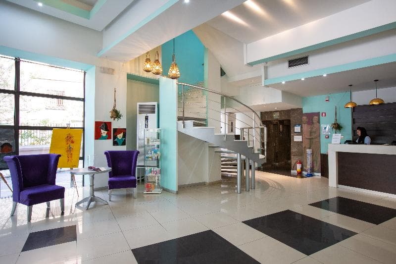 Metropolitan Hotel 5