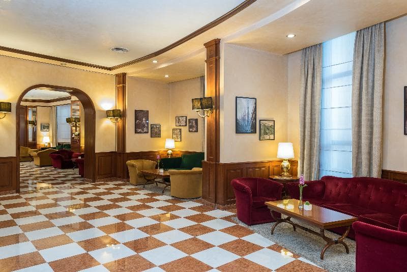 Leonardo Hotel Milan City Center 4