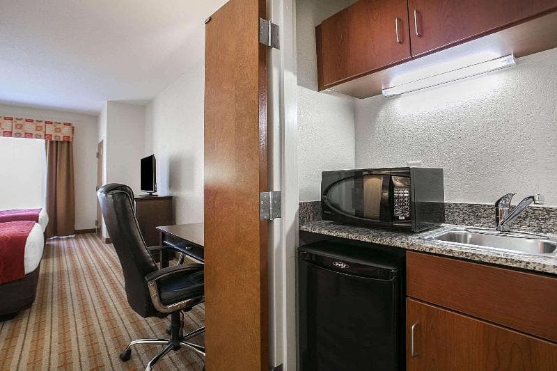 Comfort Suites Augusta 4