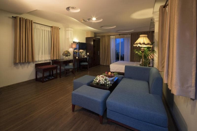 Roseland Point Hotel photo 1