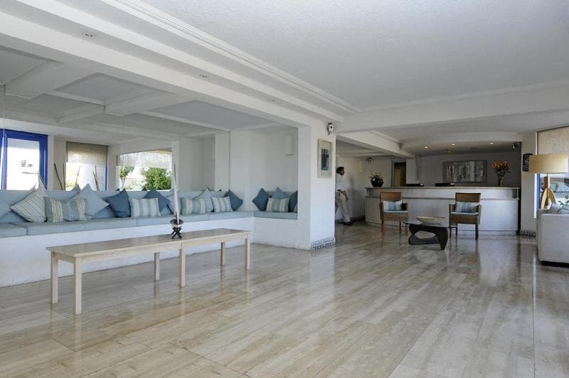 MR Mar Suites photo 1