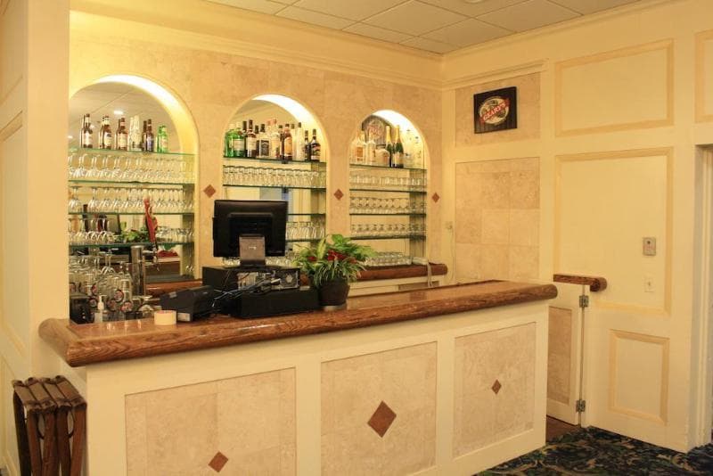 Senator Inn & Spa 2