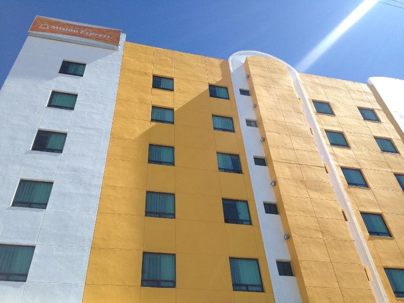 Hotel Misión Express Pachuca 5