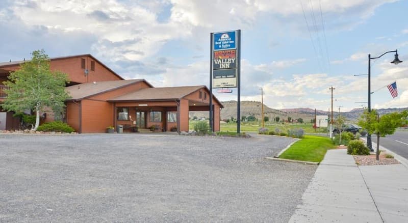 Red Ledges Inn 3