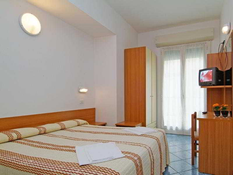Hotel Corona 3