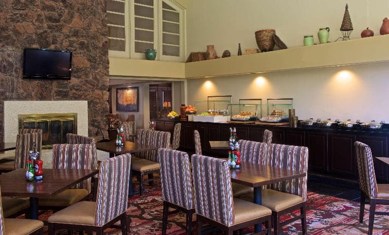 Embassy Suites by Hilton Flagstaff 2