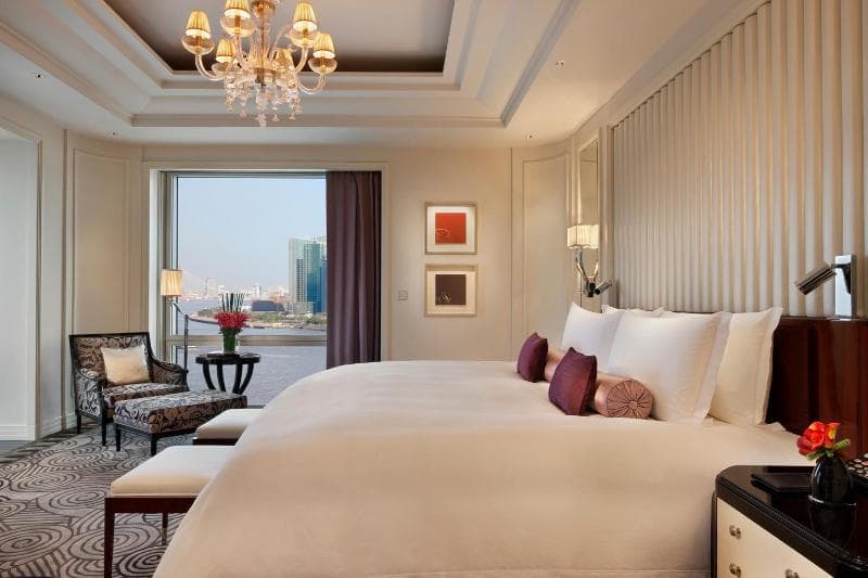 The Peninsula Shanghai 5