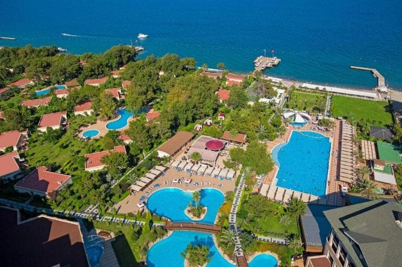 Amara Luxury Resort & Villas 3