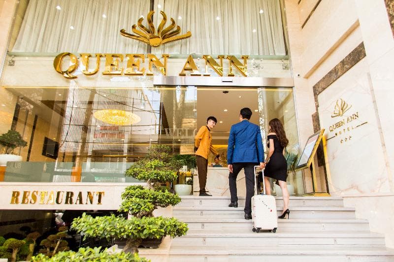 Queen Ann 4